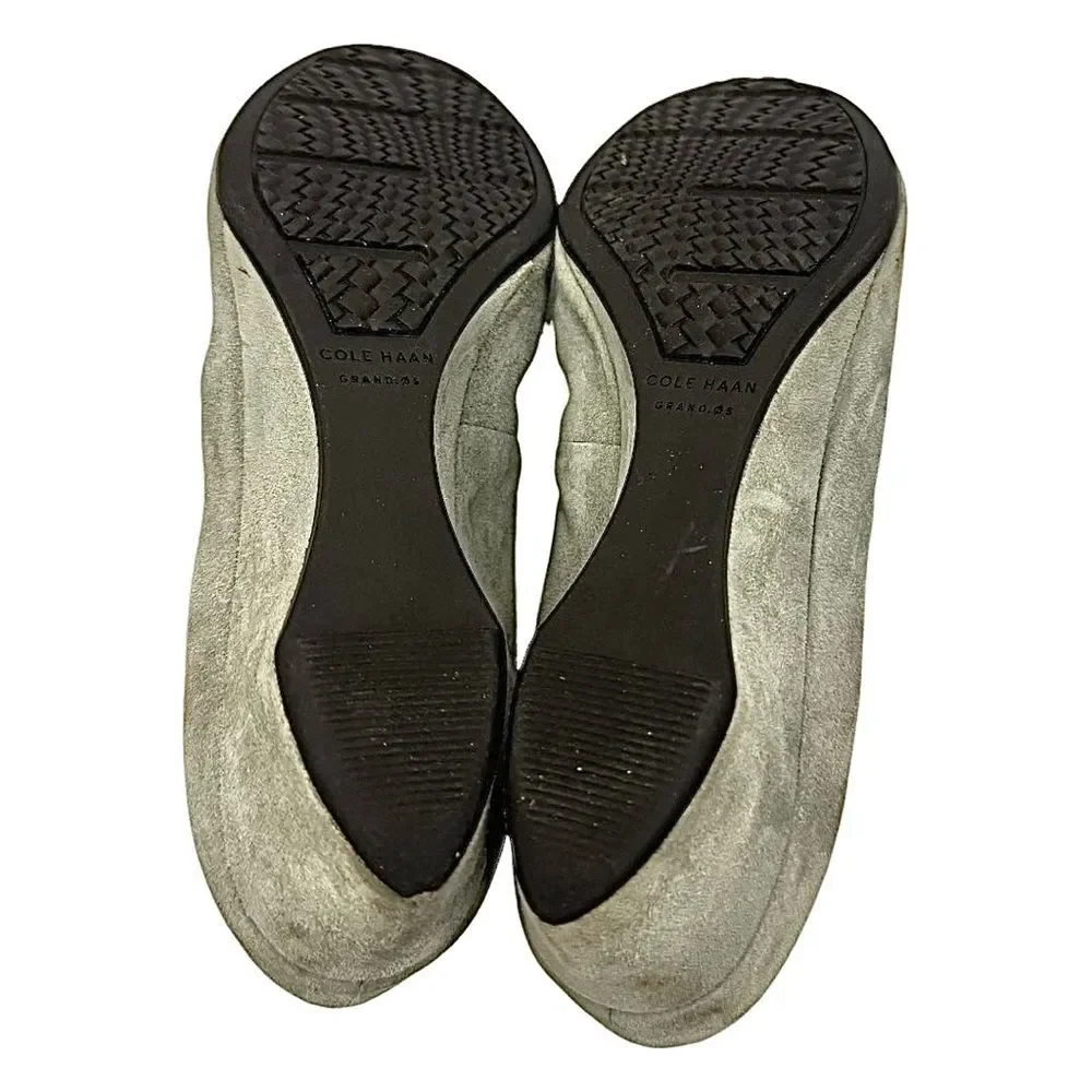 Cole Haan Grand OS Wedge Heels Women’s Size 6 B Gray Suede Slip Ons Pre-Owned
